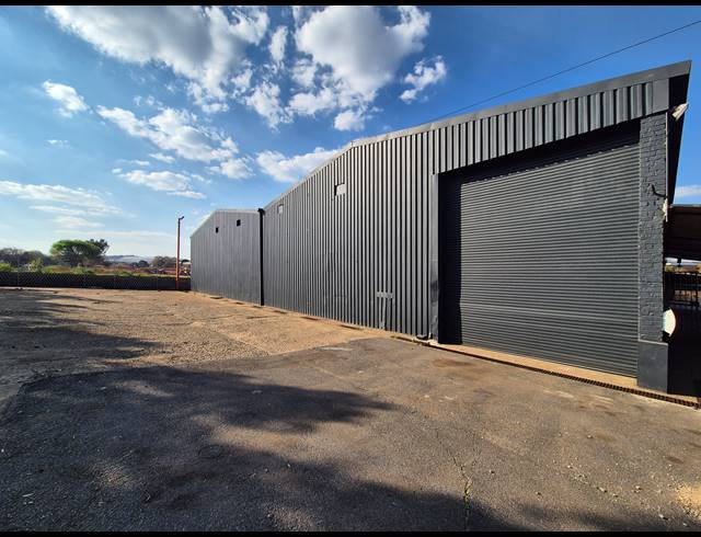 5,500M² WAREHOUSE FOR SALE IN WADEVILLE